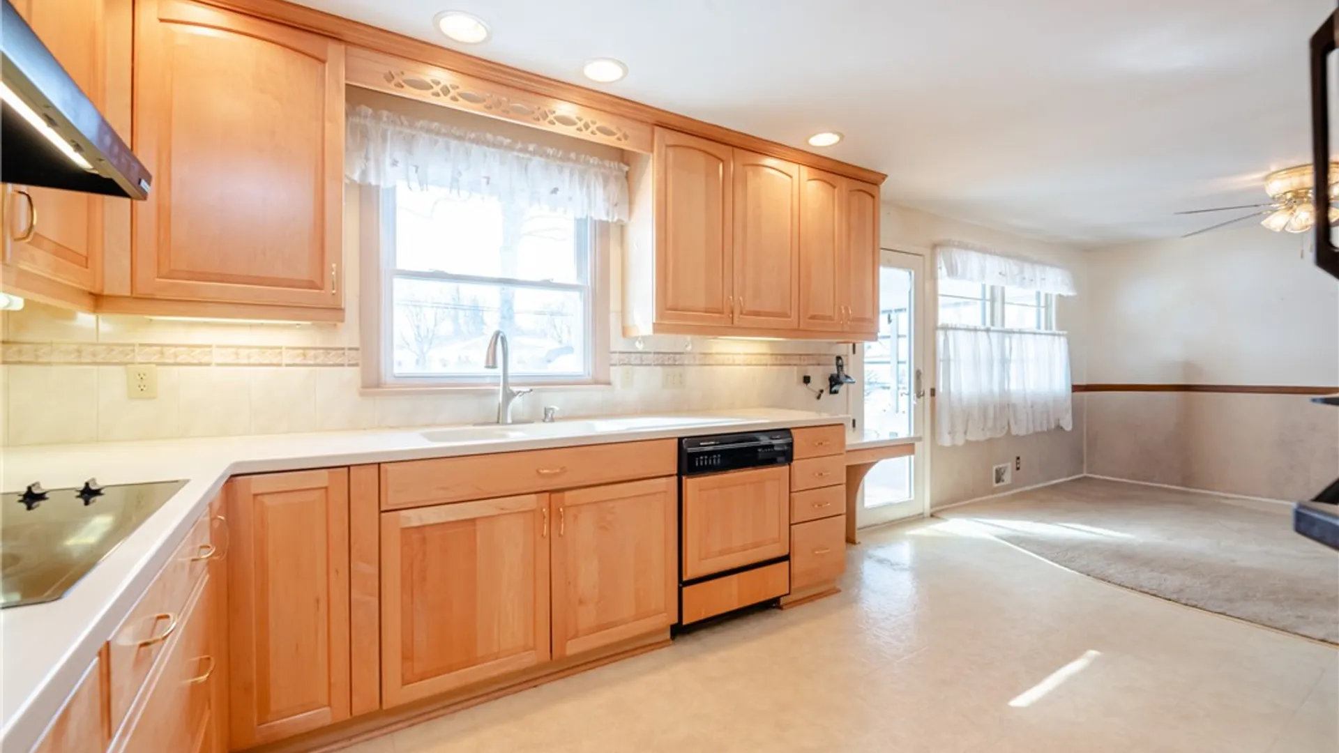 Property at 73 Wembly Road, Greece, NY 14616 16