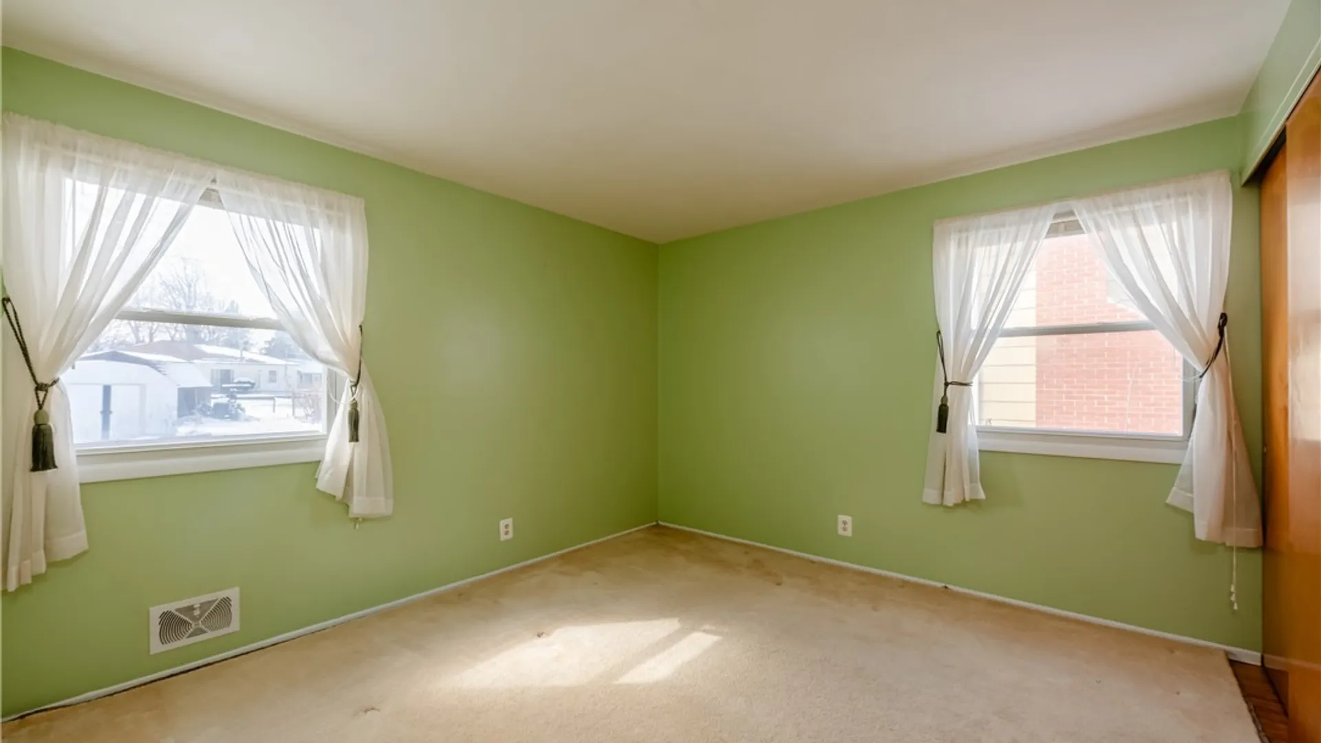 Property at 73 Wembly Road, Greece, NY 14616 26