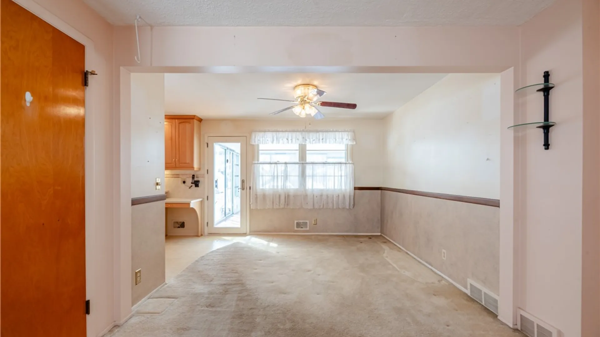 Property at 73 Wembly Road, Greece, NY 14616 9