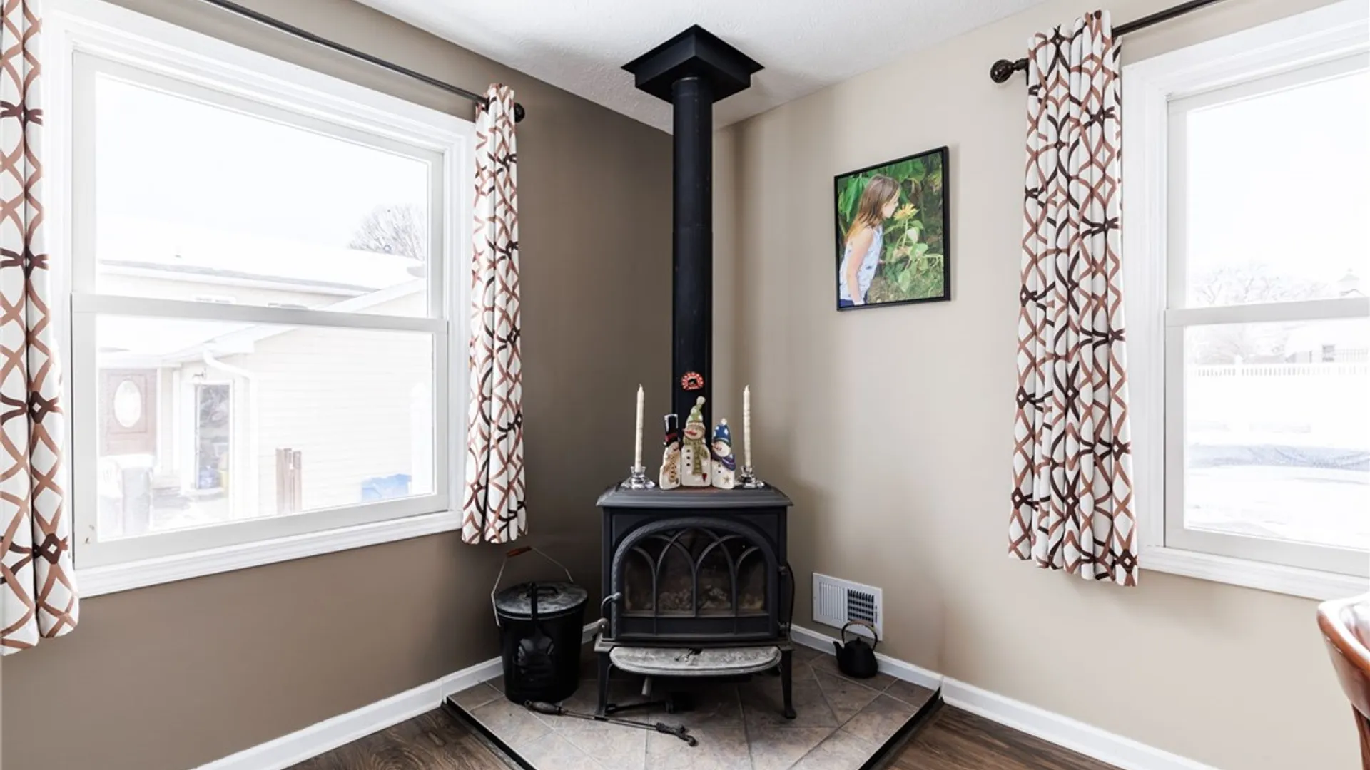 Property at 27 Parnell Drive, Riga, NY 14428 14