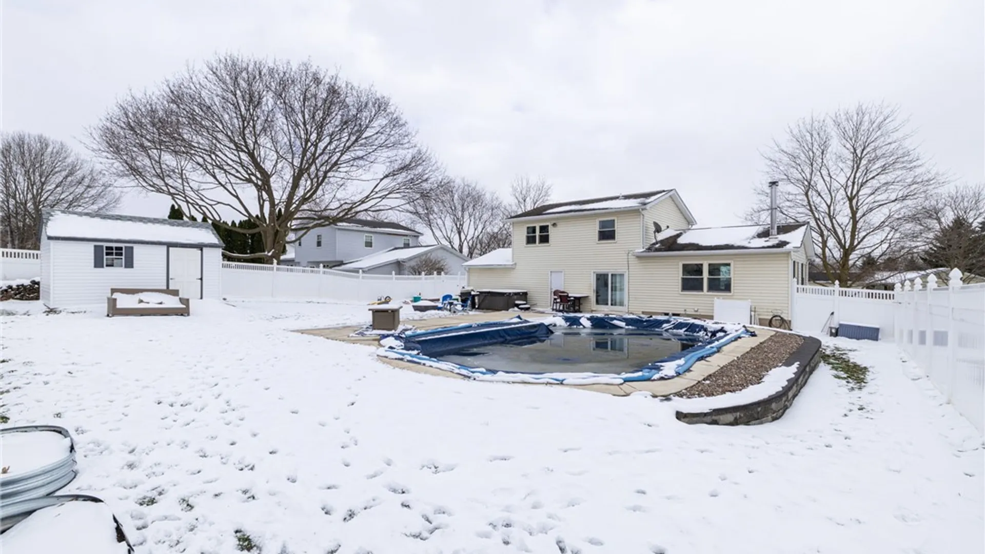 Property at 27 Parnell Drive, Riga, NY 14428 27