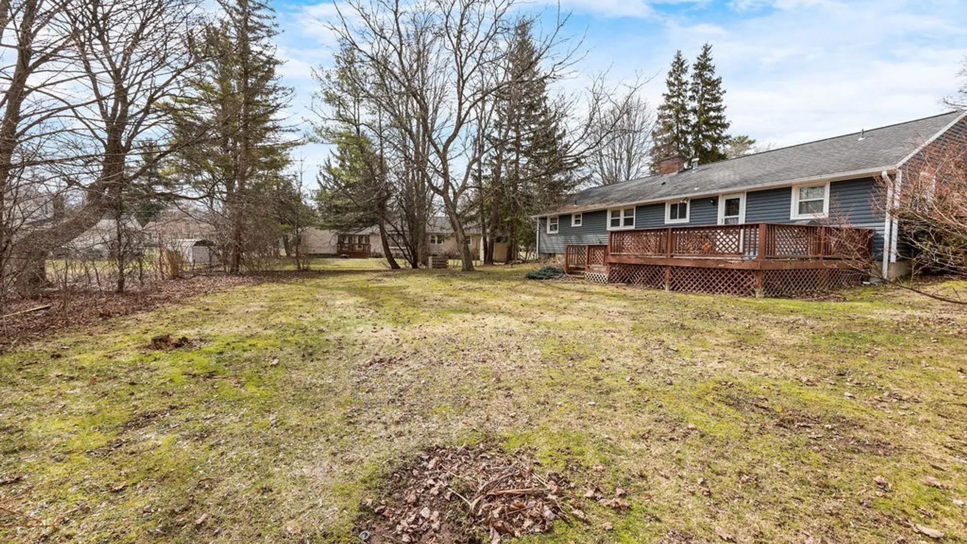 Property at 214 Palmer Drive, Manlius, NY 13066 3