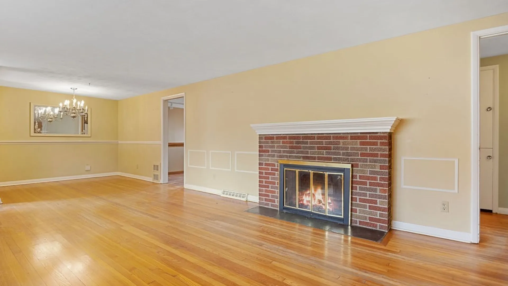 Property at 214 Palmer Drive, Manlius, NY 13066 9