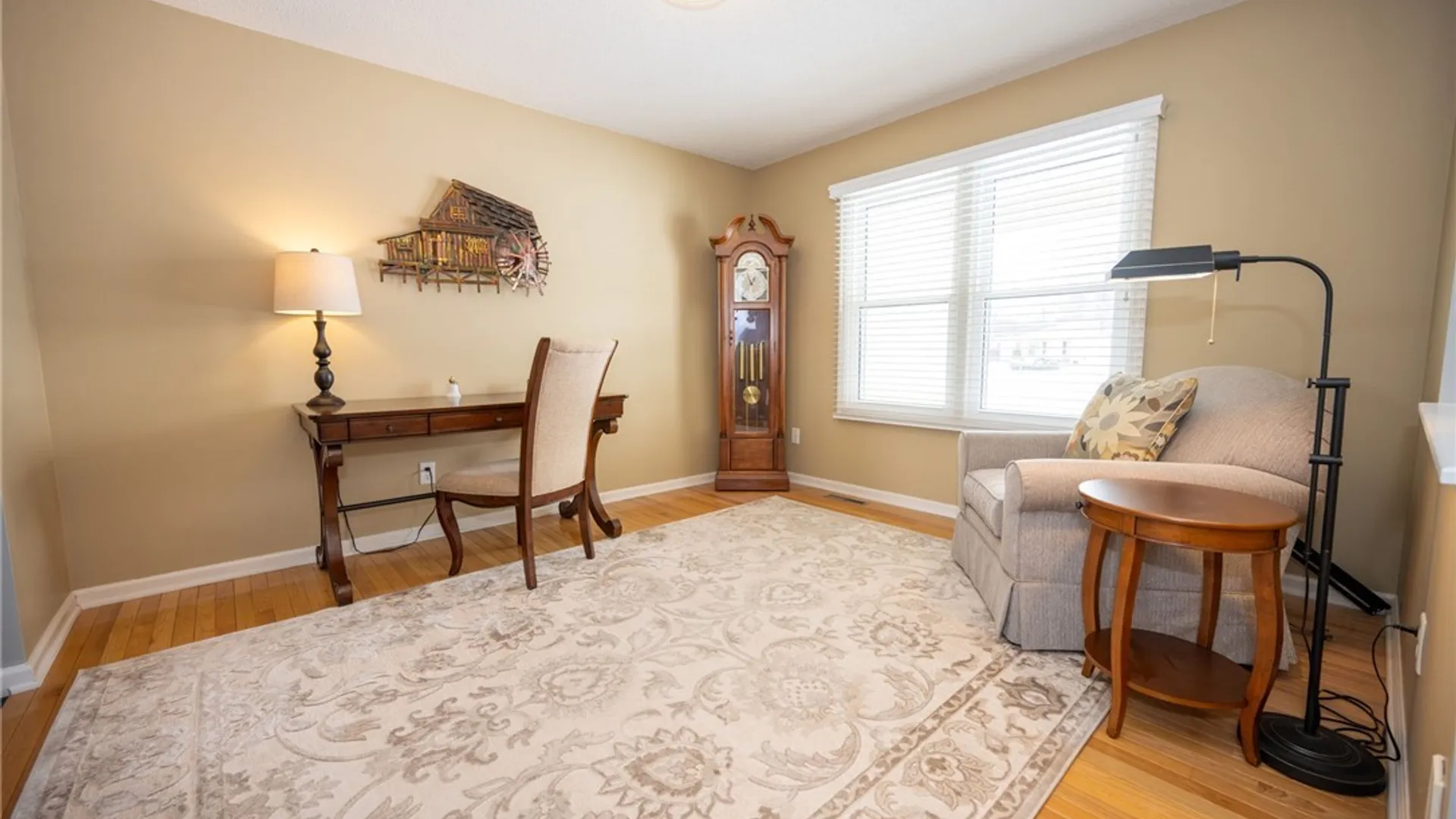 Property at 13 Alexander Parkway, Pendleton, NY 14120 15
