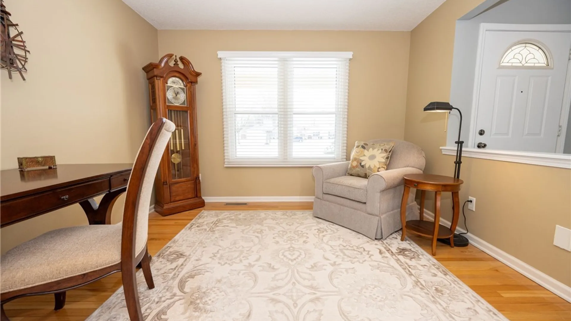 Property at 13 Alexander Parkway, Pendleton, NY 14120 16