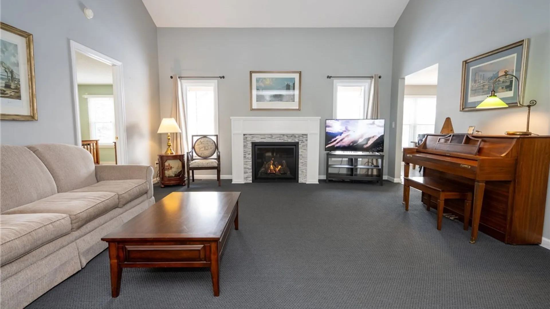 Property at 13 Alexander Parkway, Pendleton, NY 14120 17