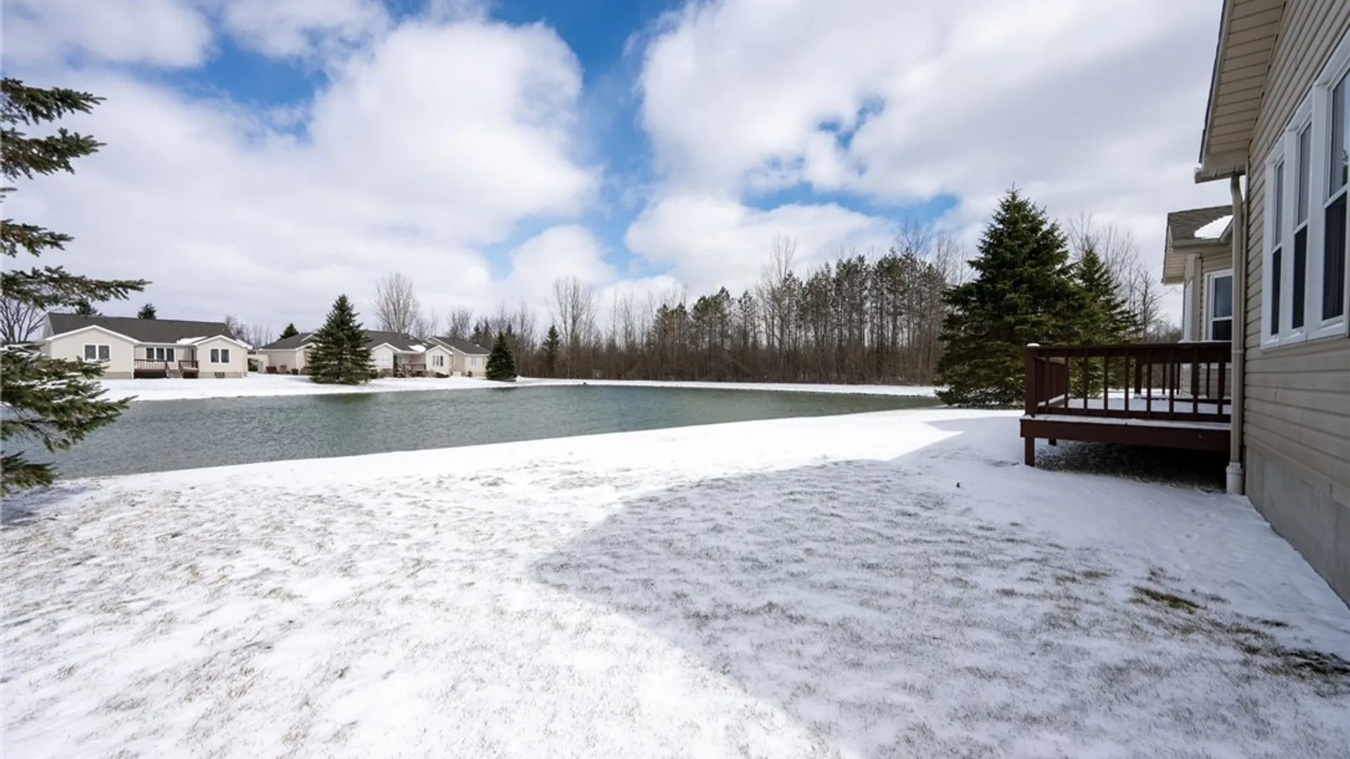 Property at 13 Alexander Parkway, Pendleton, NY 14120 7