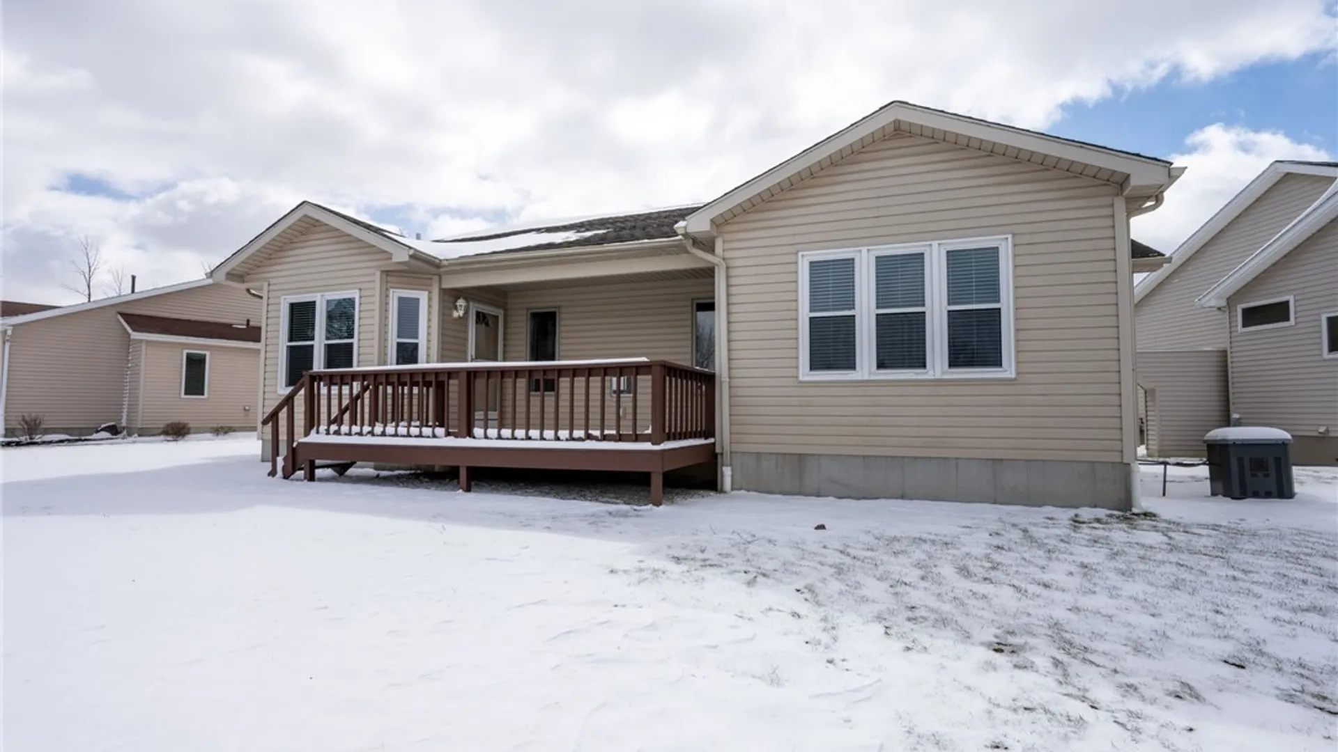 Property at 13 Alexander Parkway, Pendleton, NY 14120 8