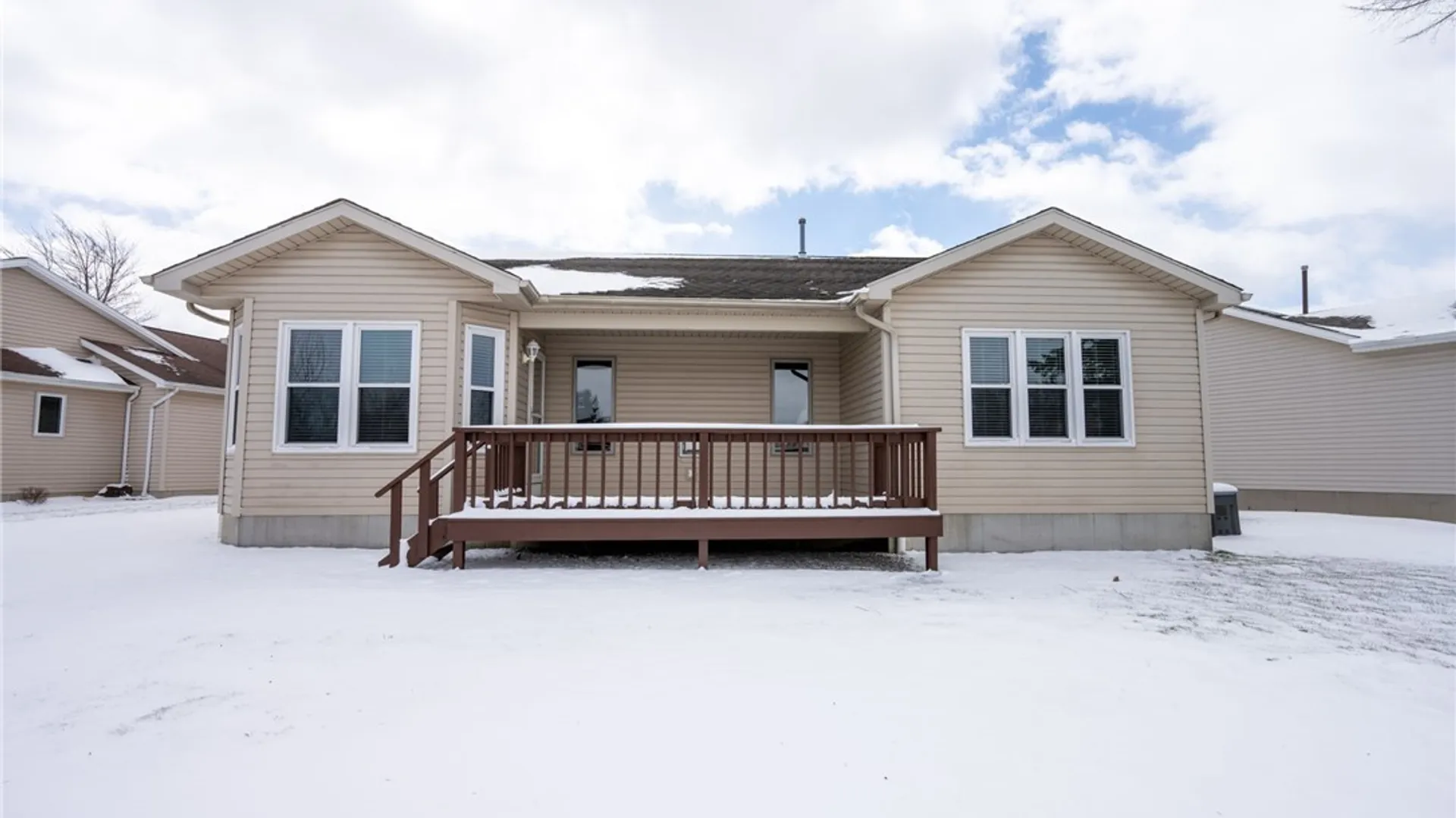 Property at 13 Alexander Parkway, Pendleton, NY 14120 9