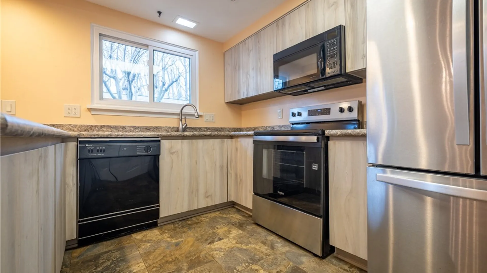 Property at 163 New Wickham Drive, Penfield, NY 14526 14