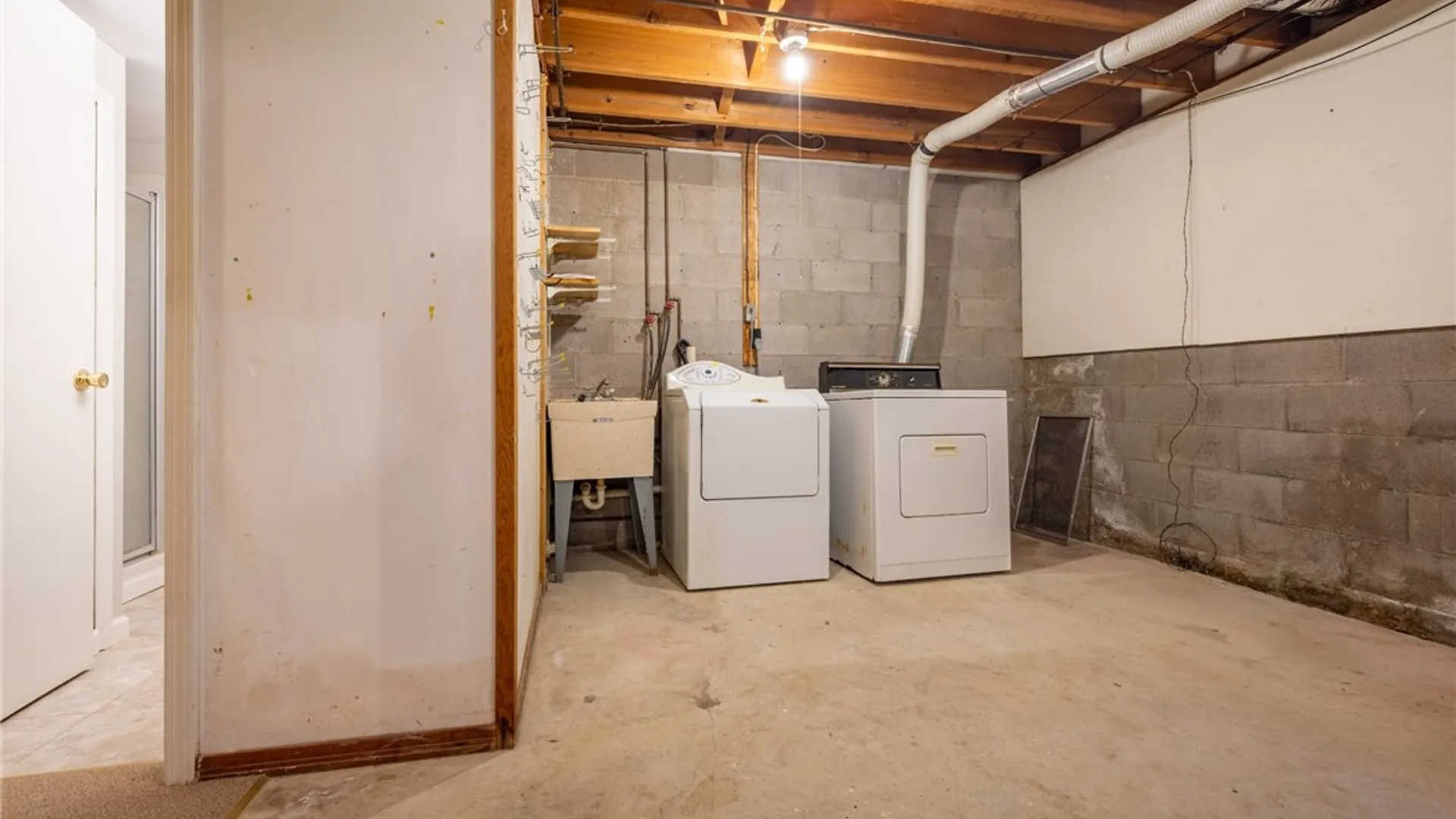 Property at 163 New Wickham Drive, Penfield, NY 14526 30