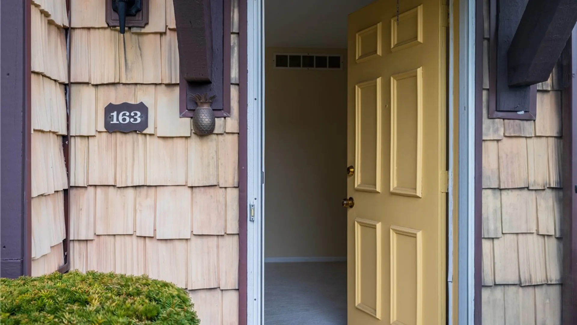 Property at 163 New Wickham Drive, Penfield, NY 14526 4