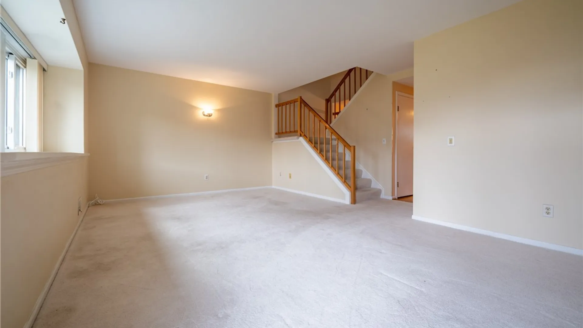 Property at 163 New Wickham Drive, Penfield, NY 14526 5