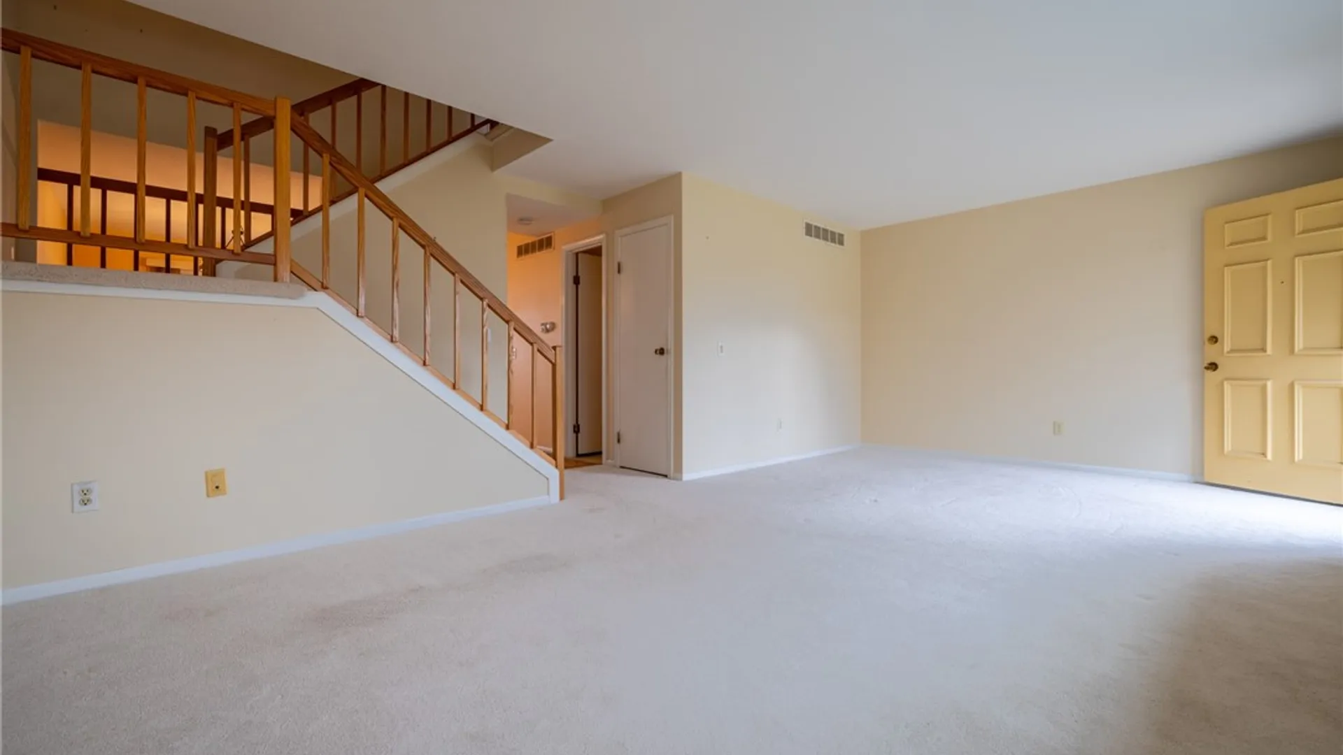 Property at 163 New Wickham Drive, Penfield, NY 14526 8