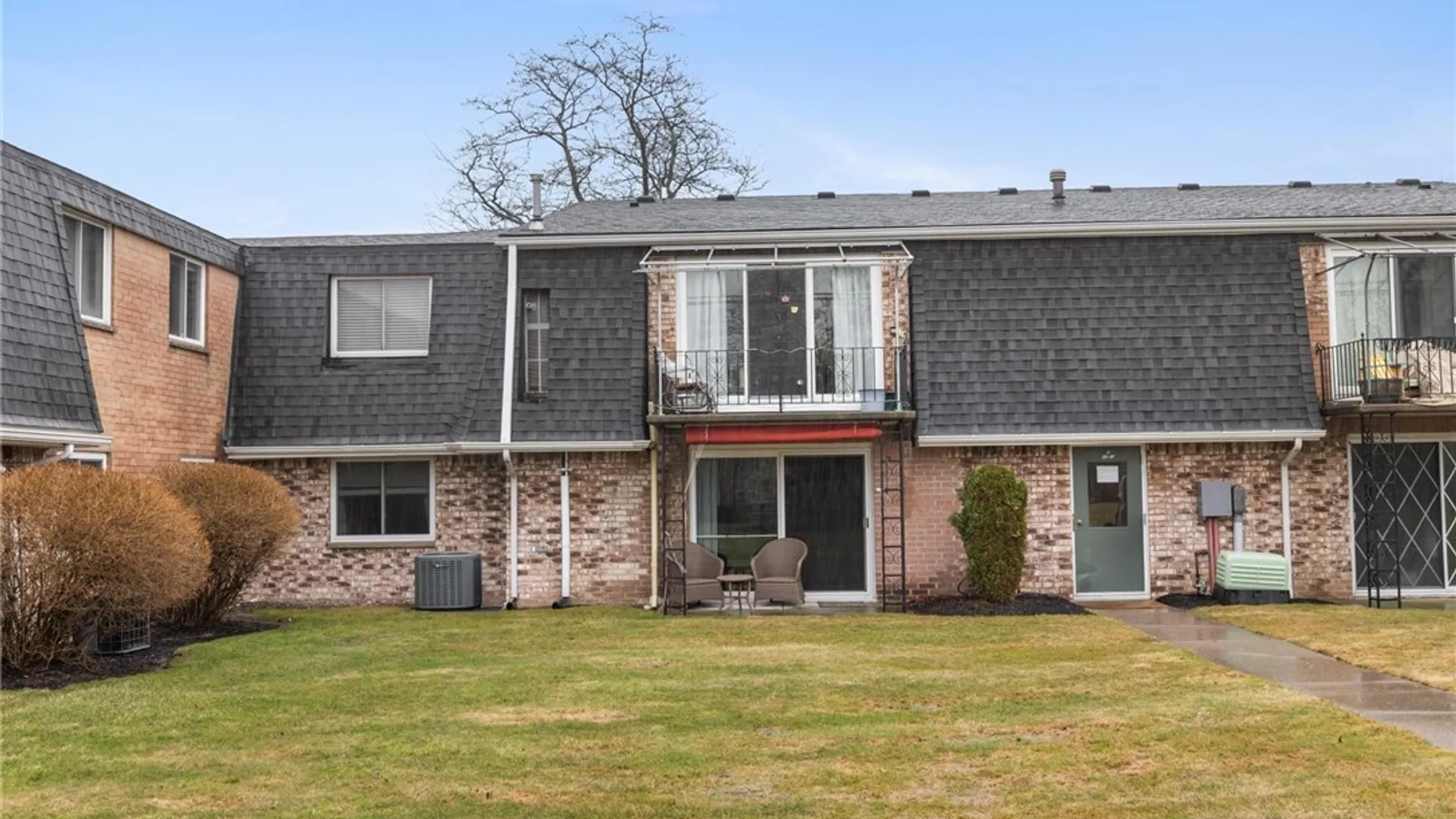 Property at 70 Foxberry Drive, Amherst, NY 14068 17