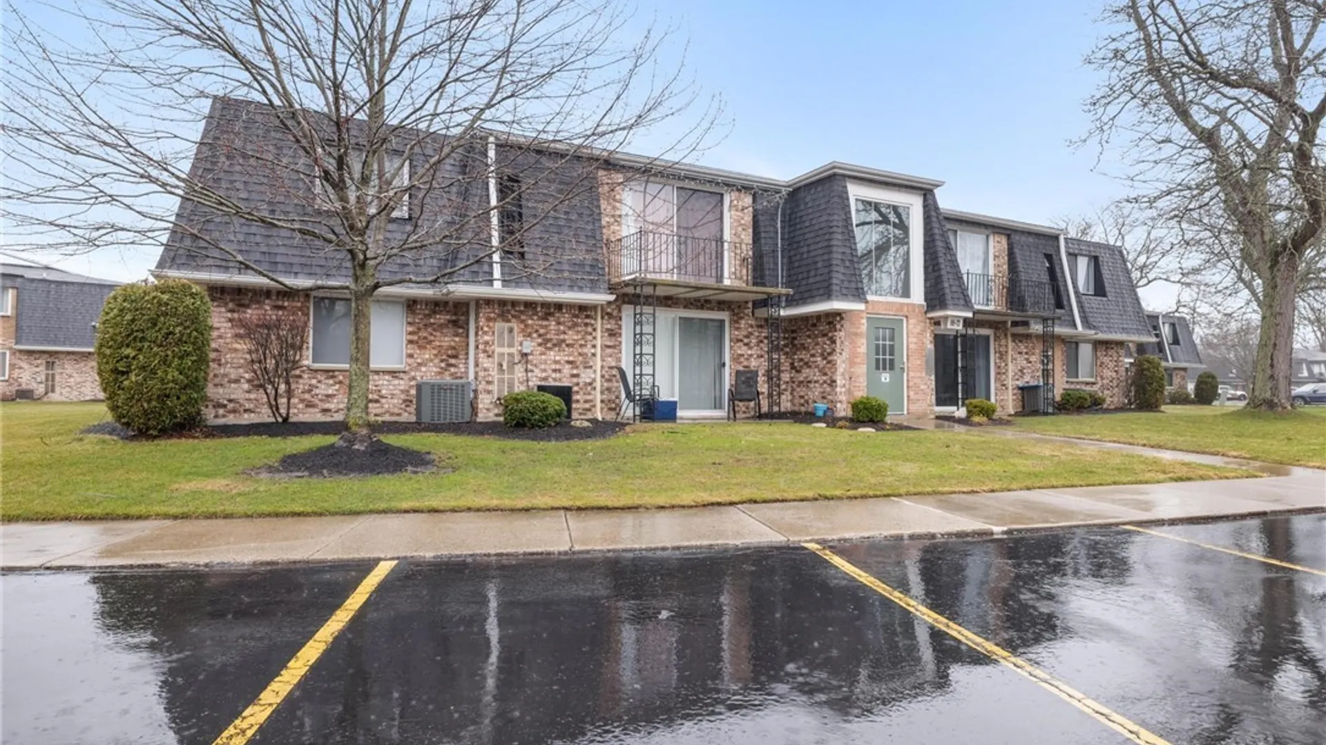 Property at 70 Foxberry Drive, Amherst, NY 14068 2