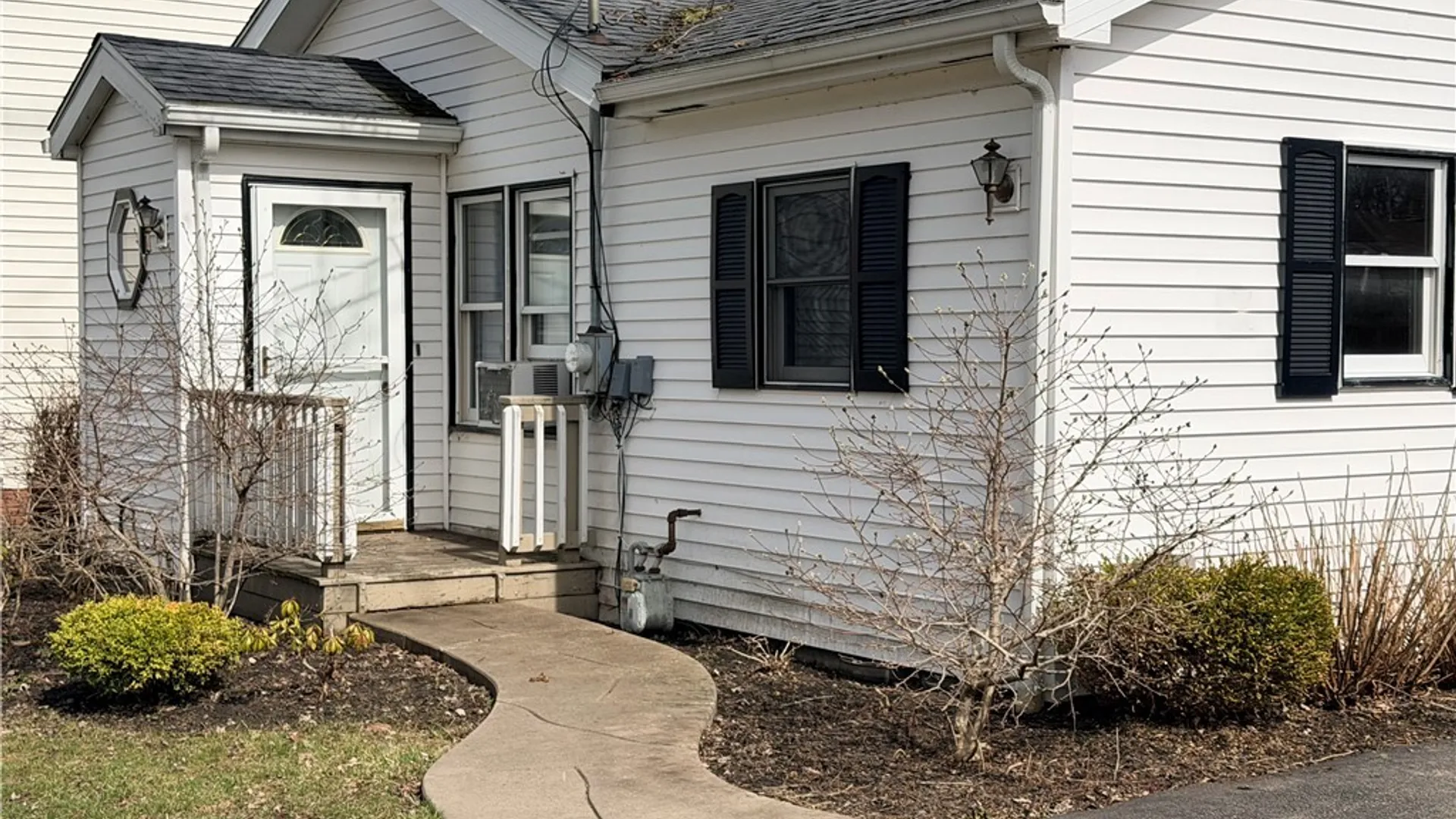 Property at 5893 Lakeview Terrace, Hamburg, NY 14085 8