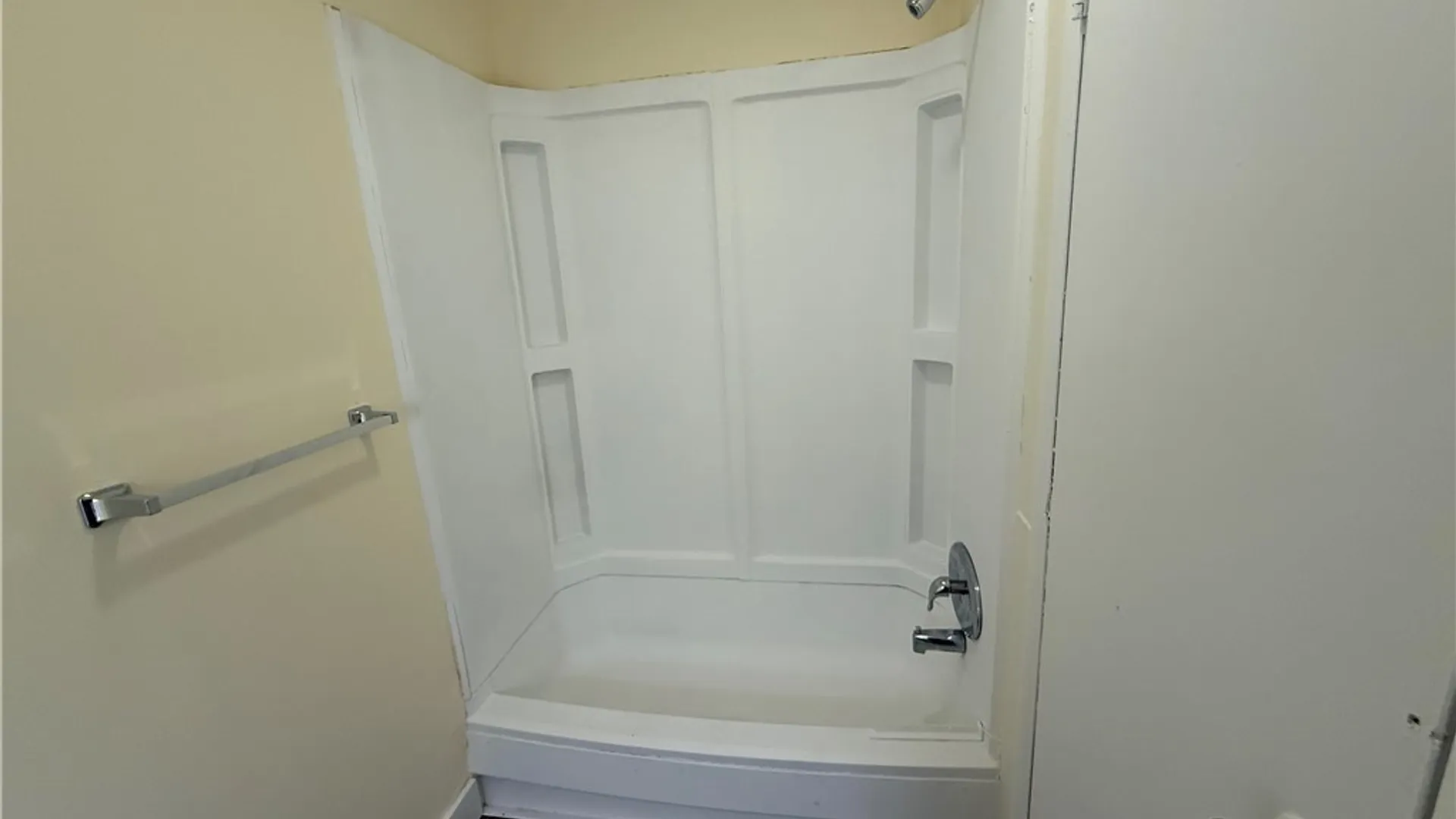 Property at 416 Danforth Street, Syracuse, NY 13208 7