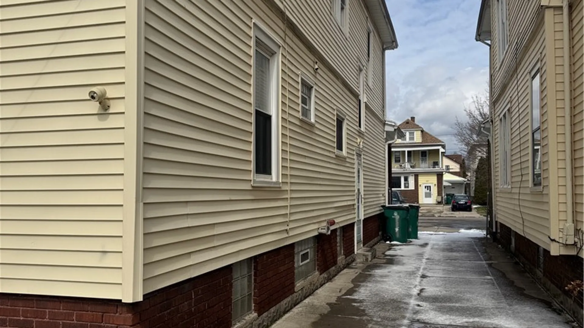 Property at 28 Shoreham Parkway, Buffalo, NY 14216 2