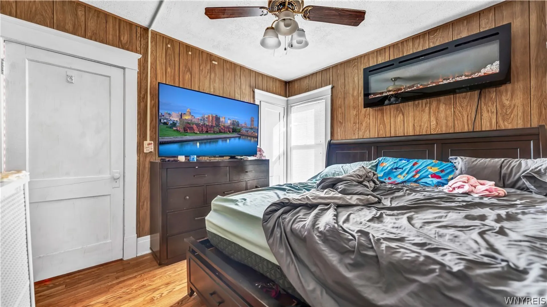 Property at 28 Shoreham Parkway, Buffalo, NY 14216 33