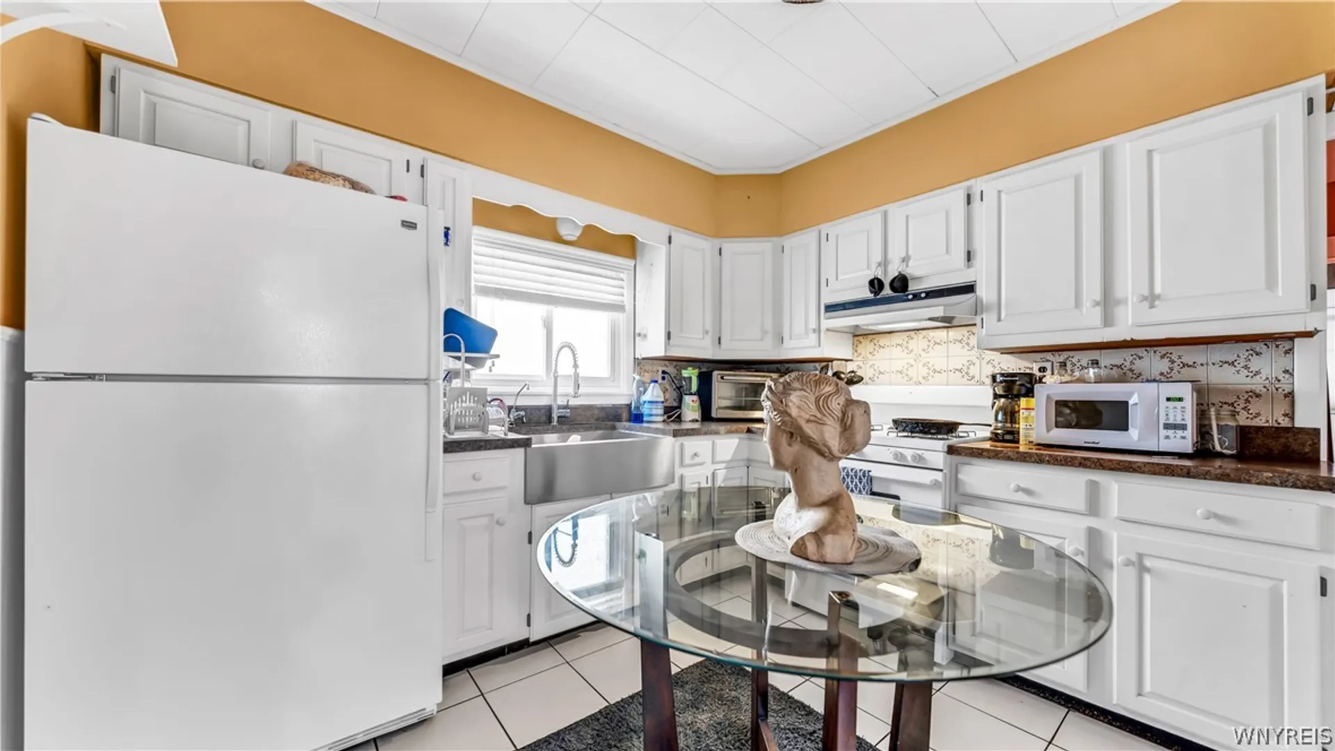 Property at 28 Shoreham Parkway, Buffalo, NY 14216 40