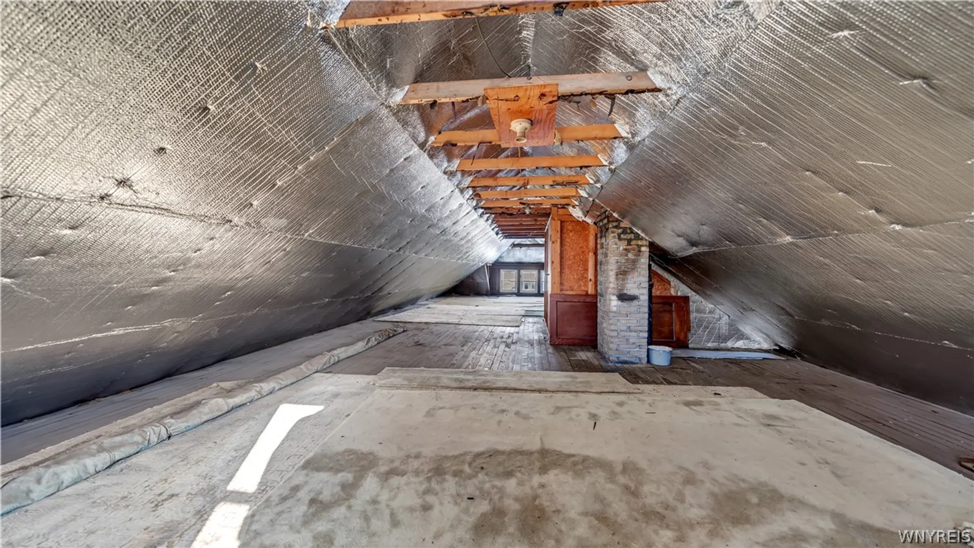 Property at 28 Shoreham Parkway, Buffalo, NY 14216 42