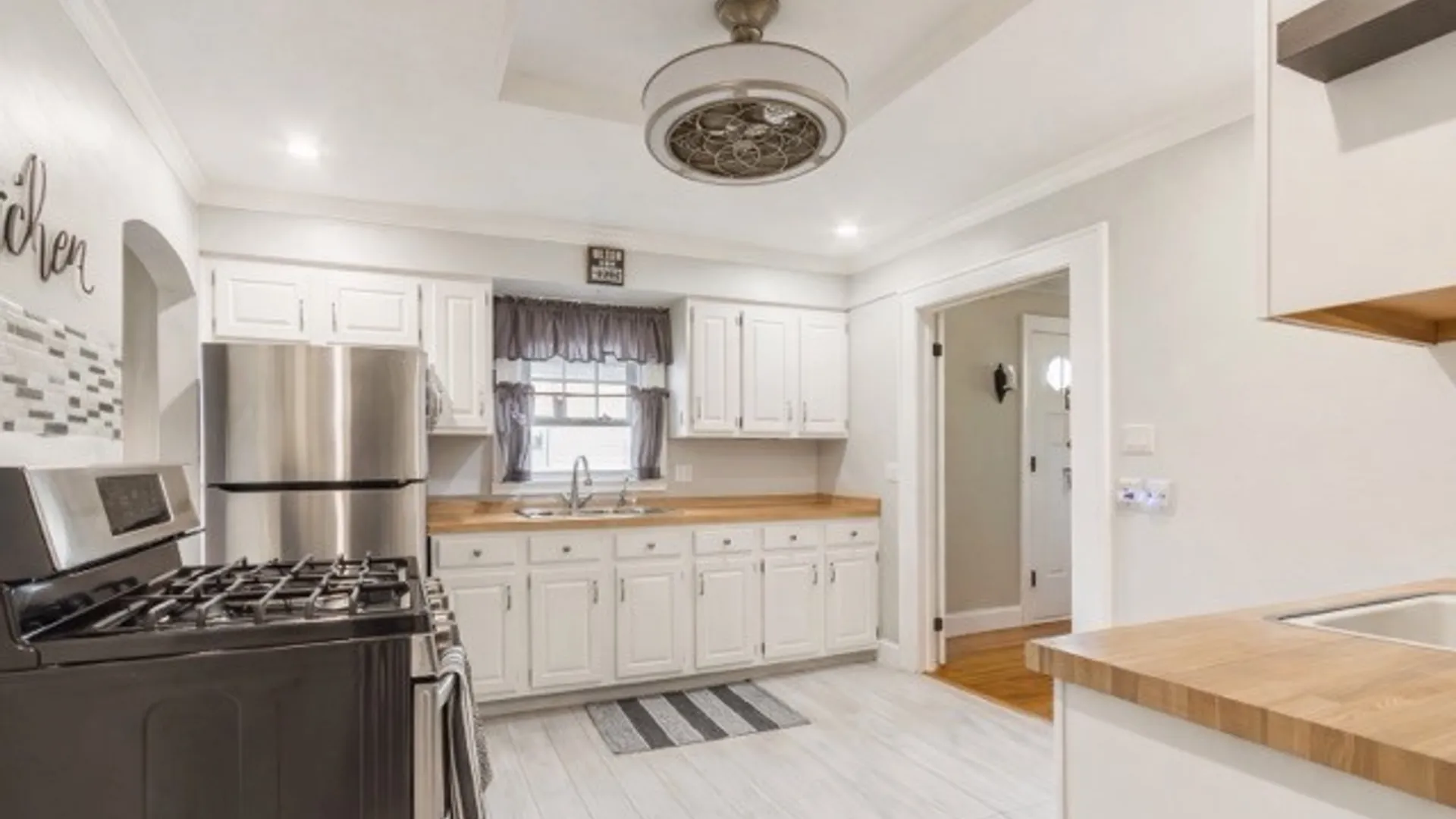 Property at 41 Cleverdale Road, Greece, NY 14616 10