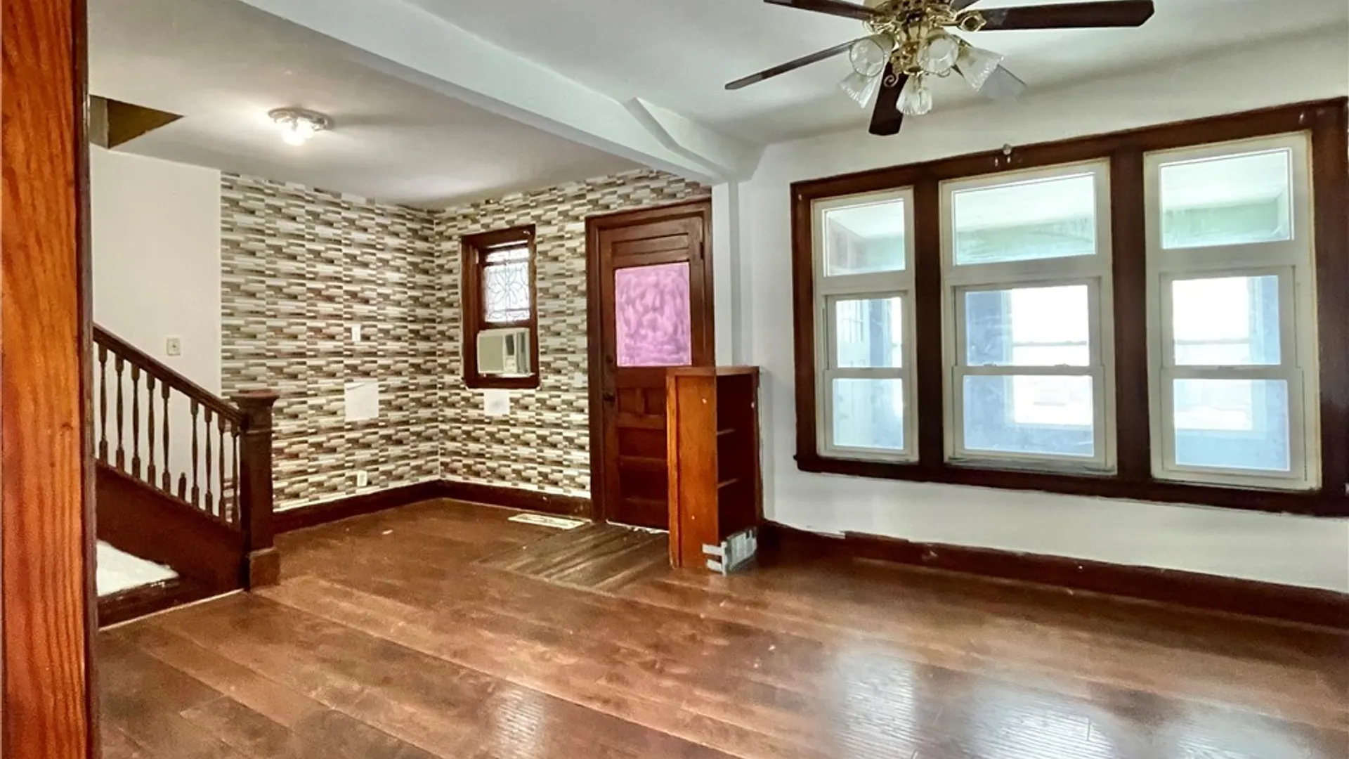 Property at 463 East Street, Buffalo, NY 14207 3