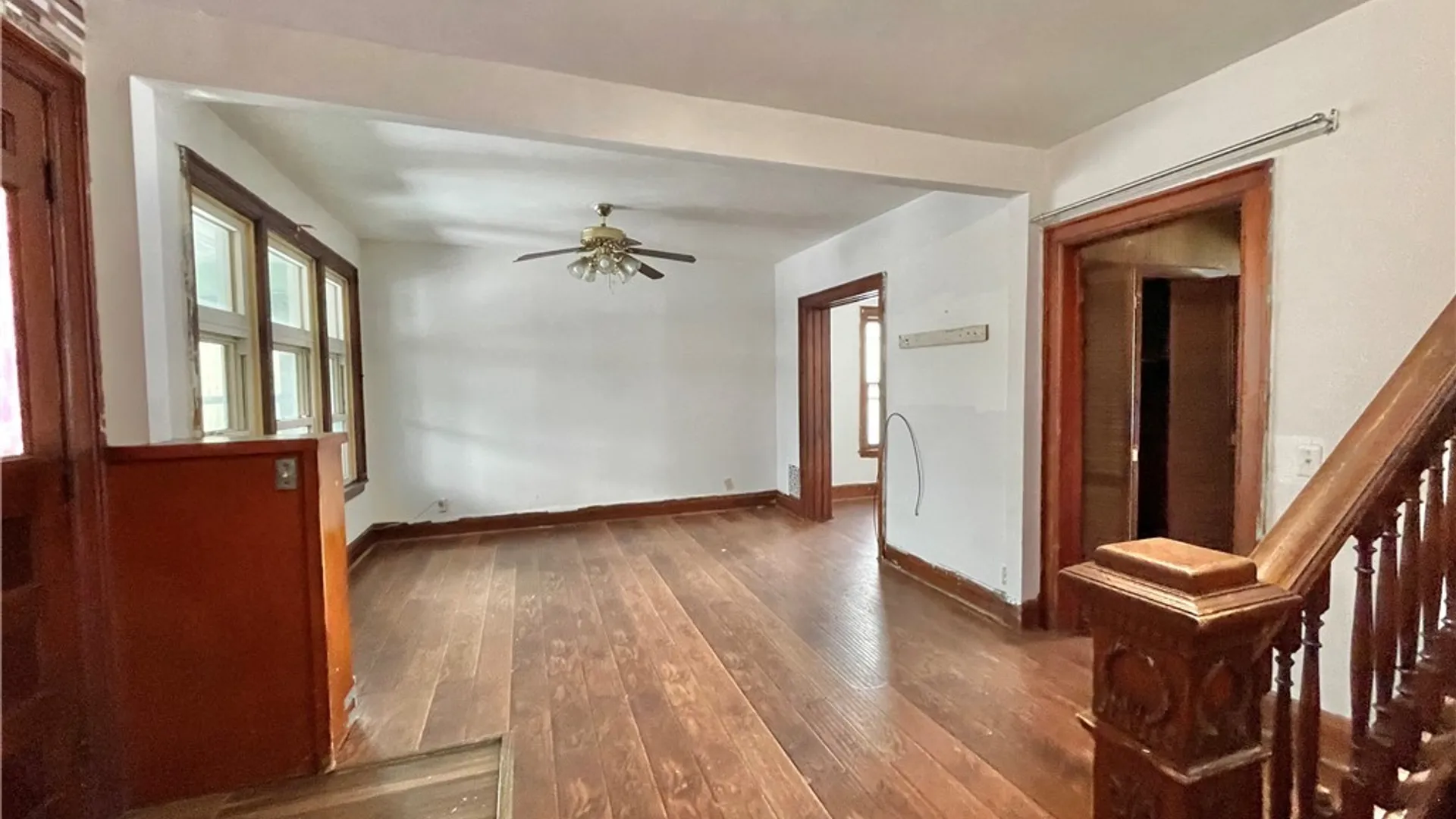 Property at 463 East Street, Buffalo, NY 14207 5