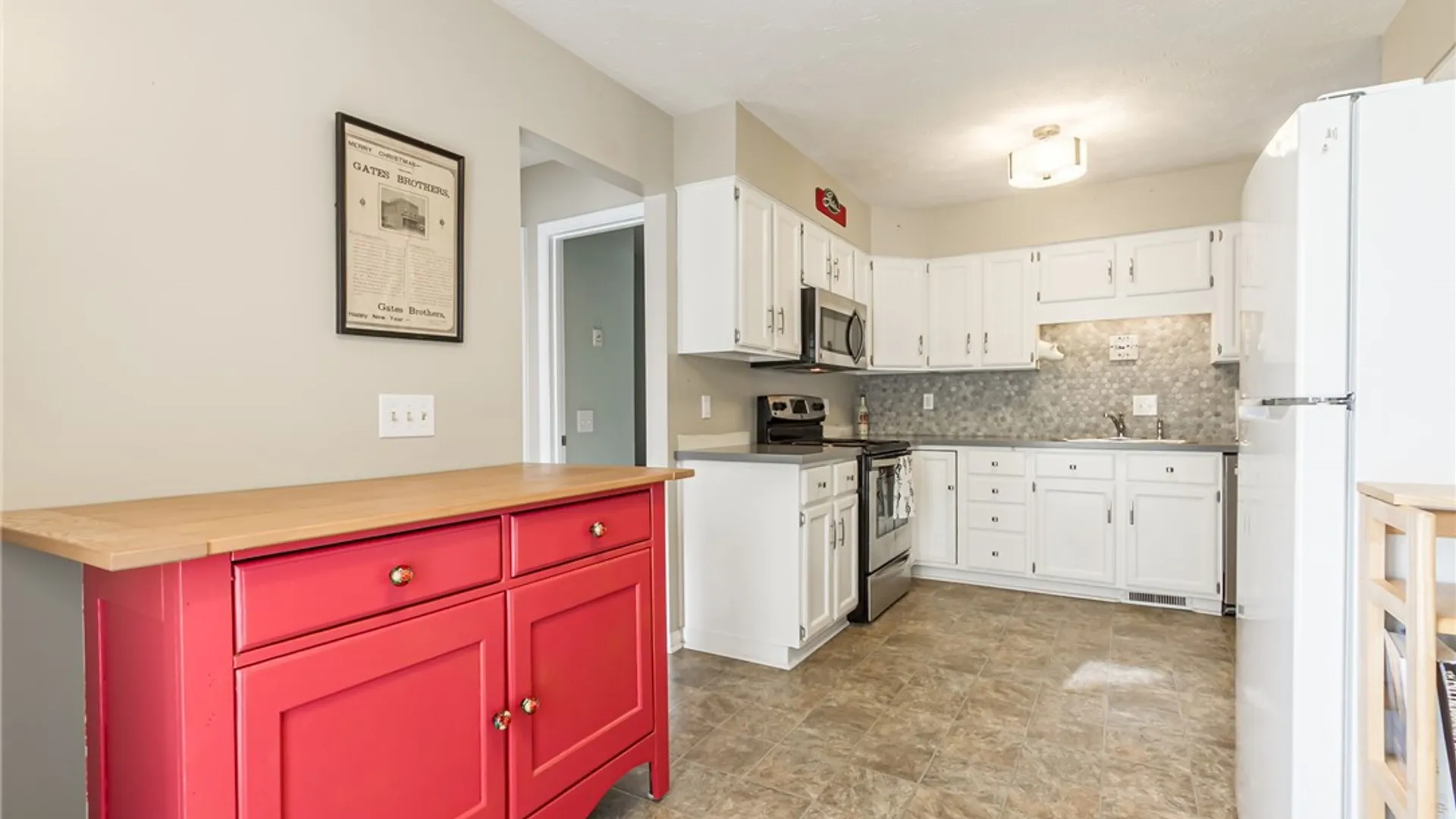 Property at 28 Hamlin Drive, Canandaigua City, NY 14424 10