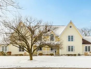 Property at 28 Hamlin Drive, Canandaigua City, NY 14424
