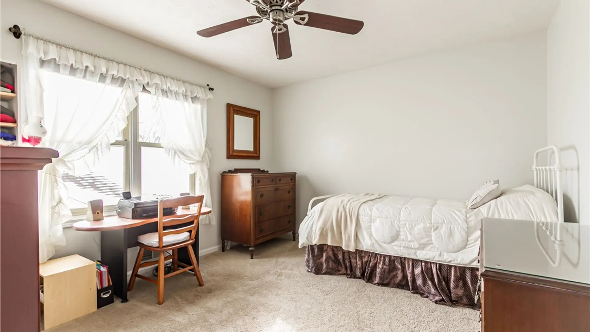 Property at 28 Hamlin Drive, Canandaigua City, NY 14424 21