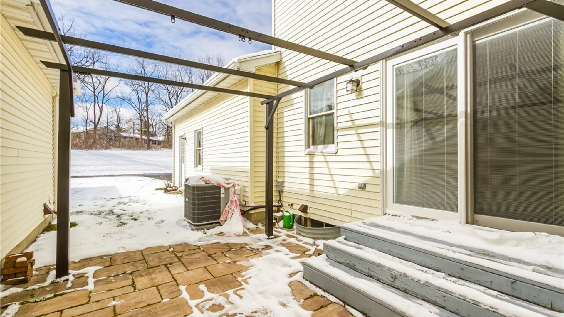 Property at 28 Hamlin Drive, Canandaigua City, NY 14424 25