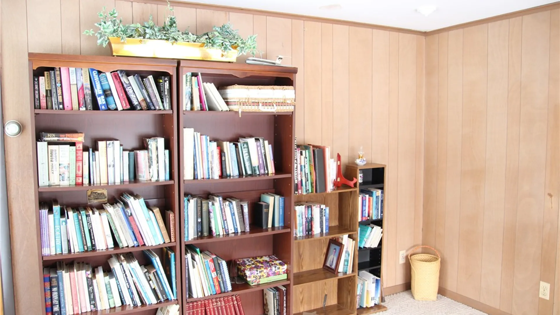 Property at 105 Carol Drive, Irondequoit, NY 14617 17