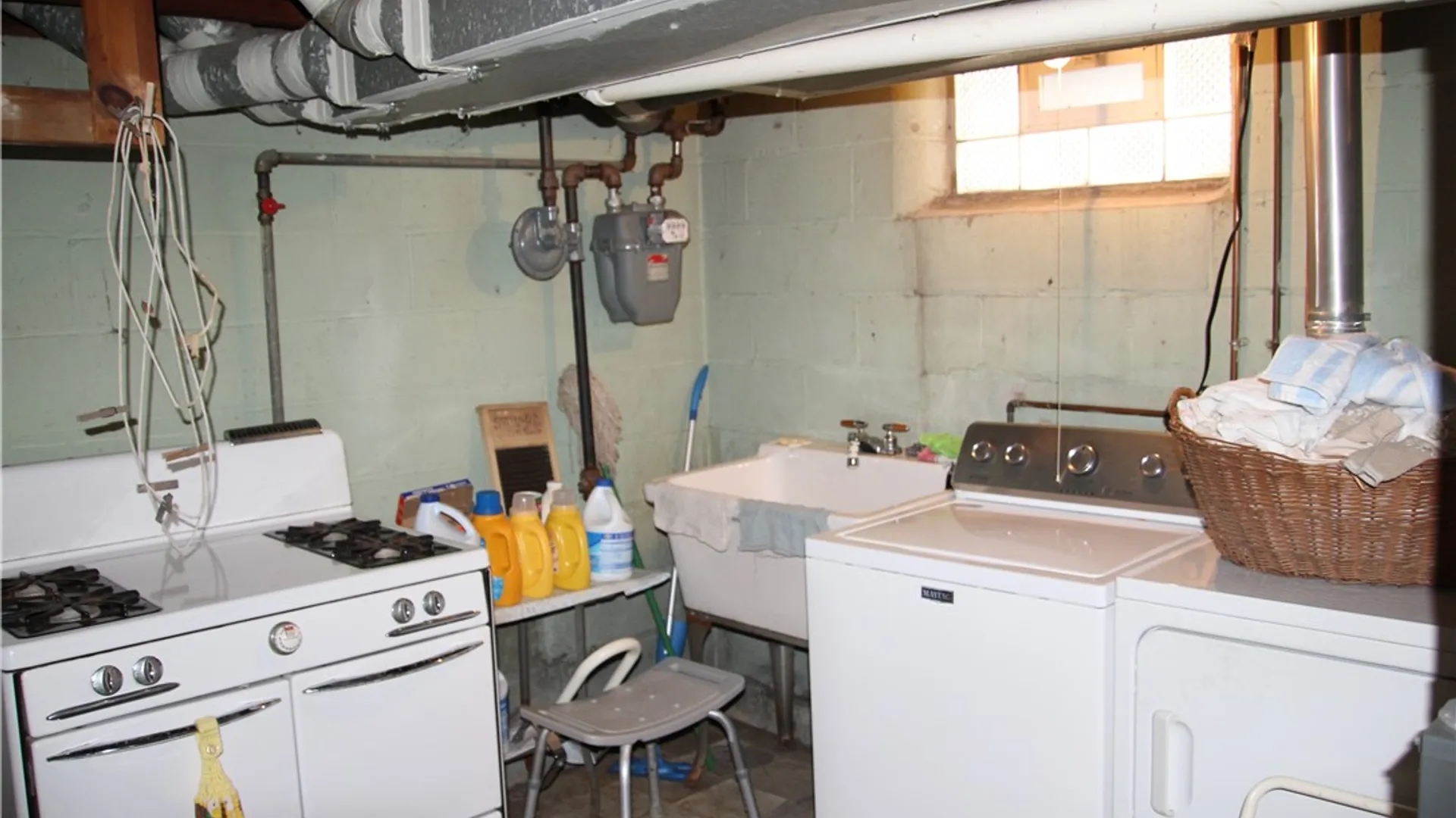 Property at 105 Carol Drive, Irondequoit, NY 14617 33