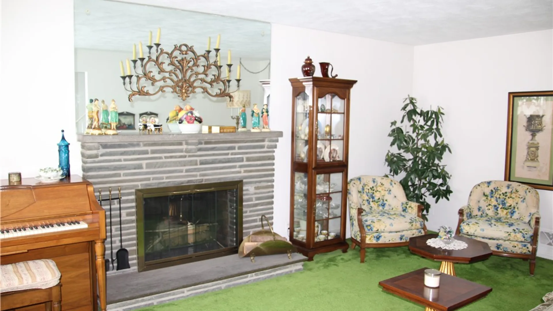 Property at 105 Carol Drive, Irondequoit, NY 14617 6