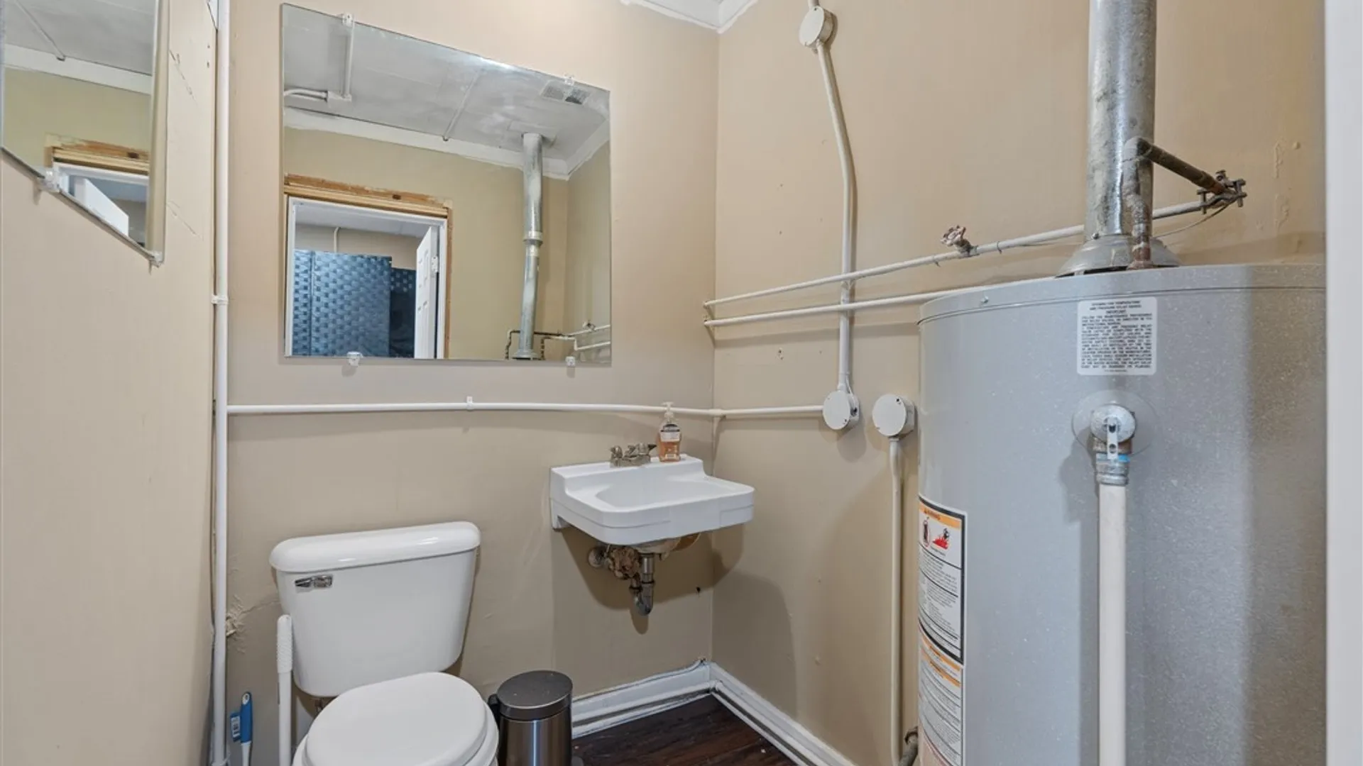 Property at 1516 Valley Drive, Syracuse, NY 13207 9