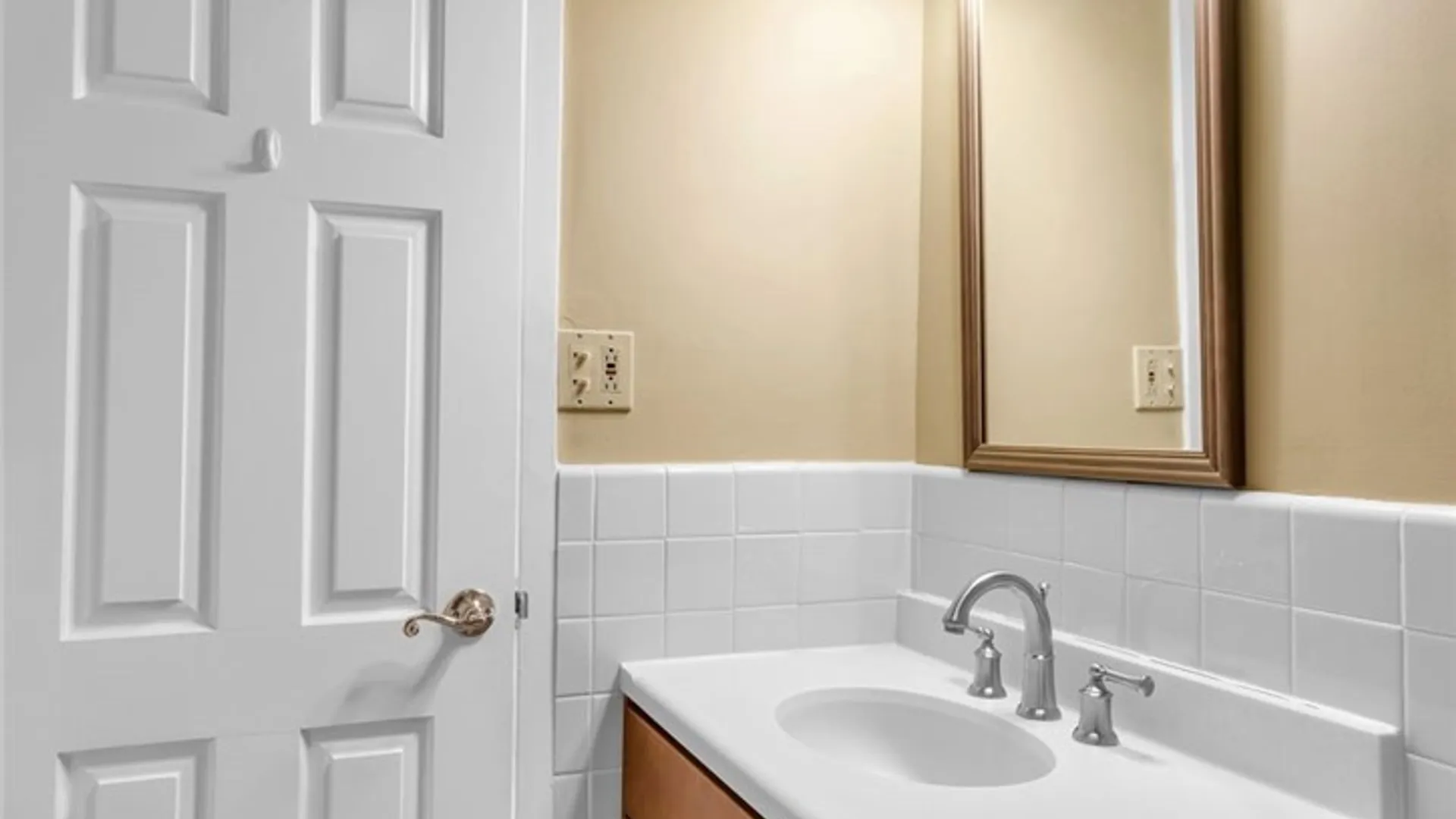 Property at 1088 Delaware Avenue, Buffalo, NY 14209 28