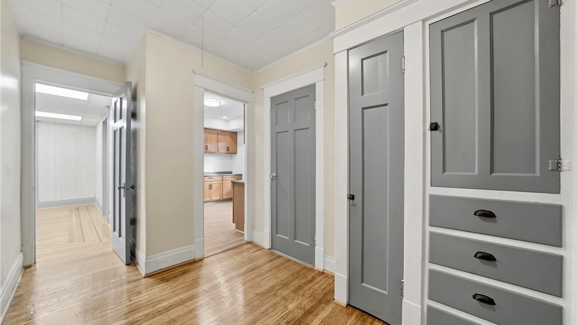 Property at 142 Lonsdale Road, Buffalo, NY 14208 21