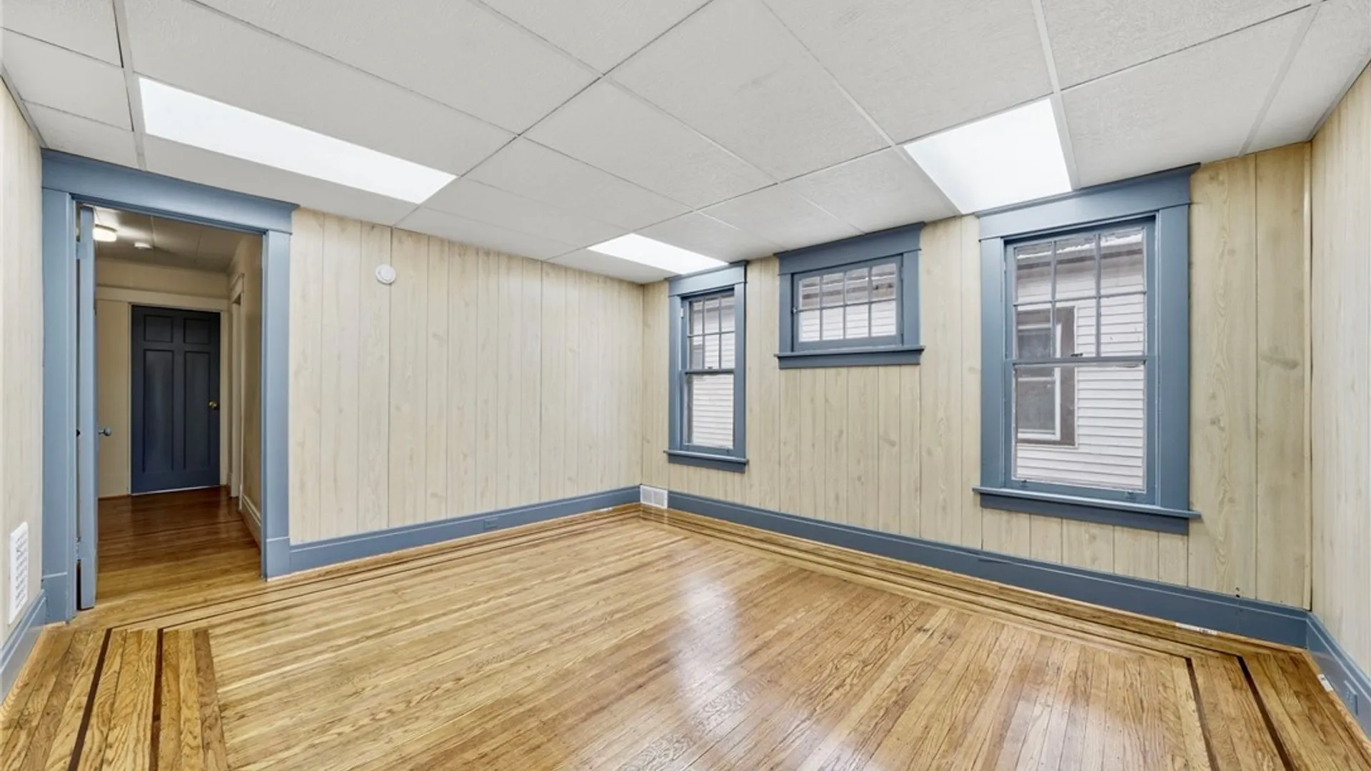 Property at 142 Lonsdale Road, Buffalo, NY 14208 23