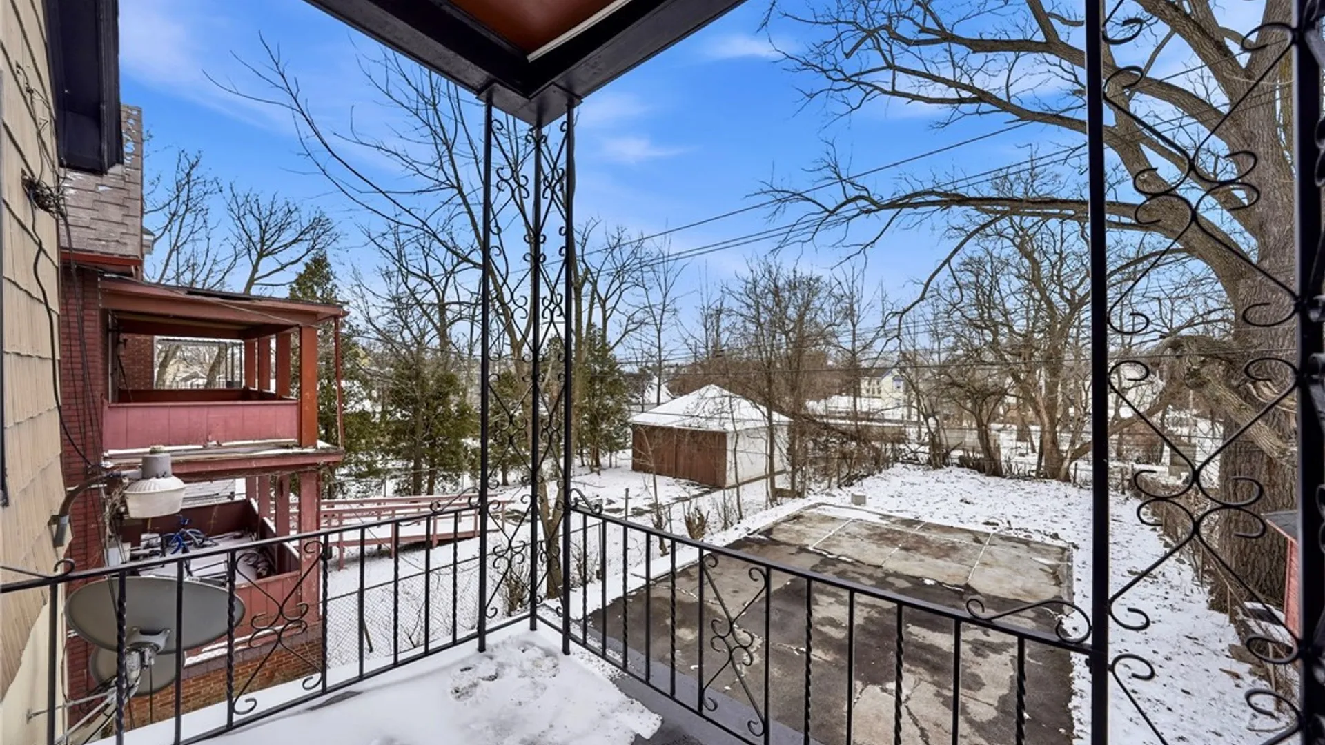Property at 142 Lonsdale Road, Buffalo, NY 14208 44