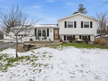 Property at 1555 Winterberry Court, Walworth, NY 14568
