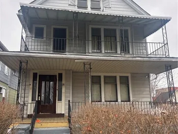 28 Lonsdale Road, Buffalo, NY 14208