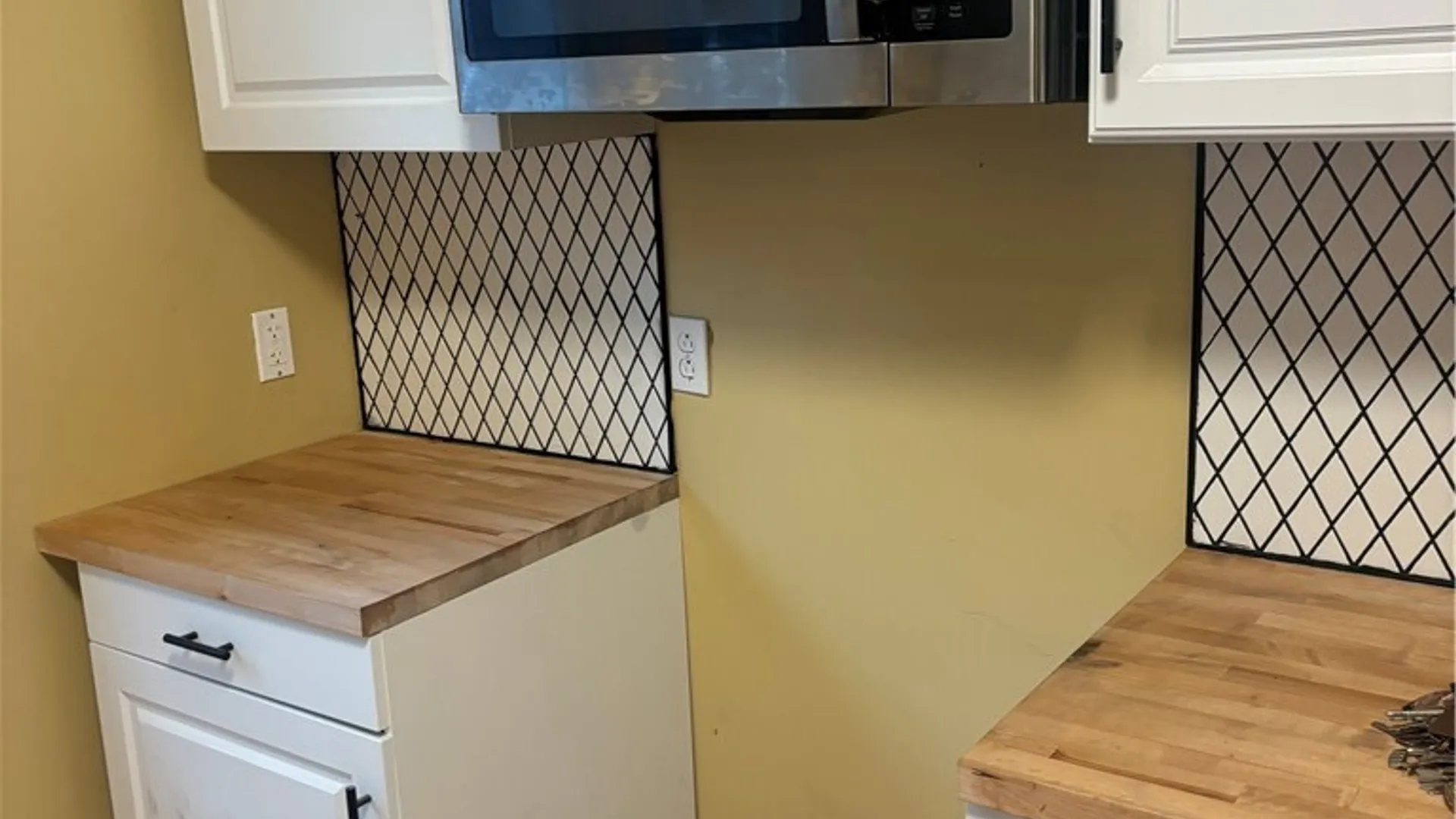 Property at 28 Lonsdale Road, Buffalo, NY 14208 3