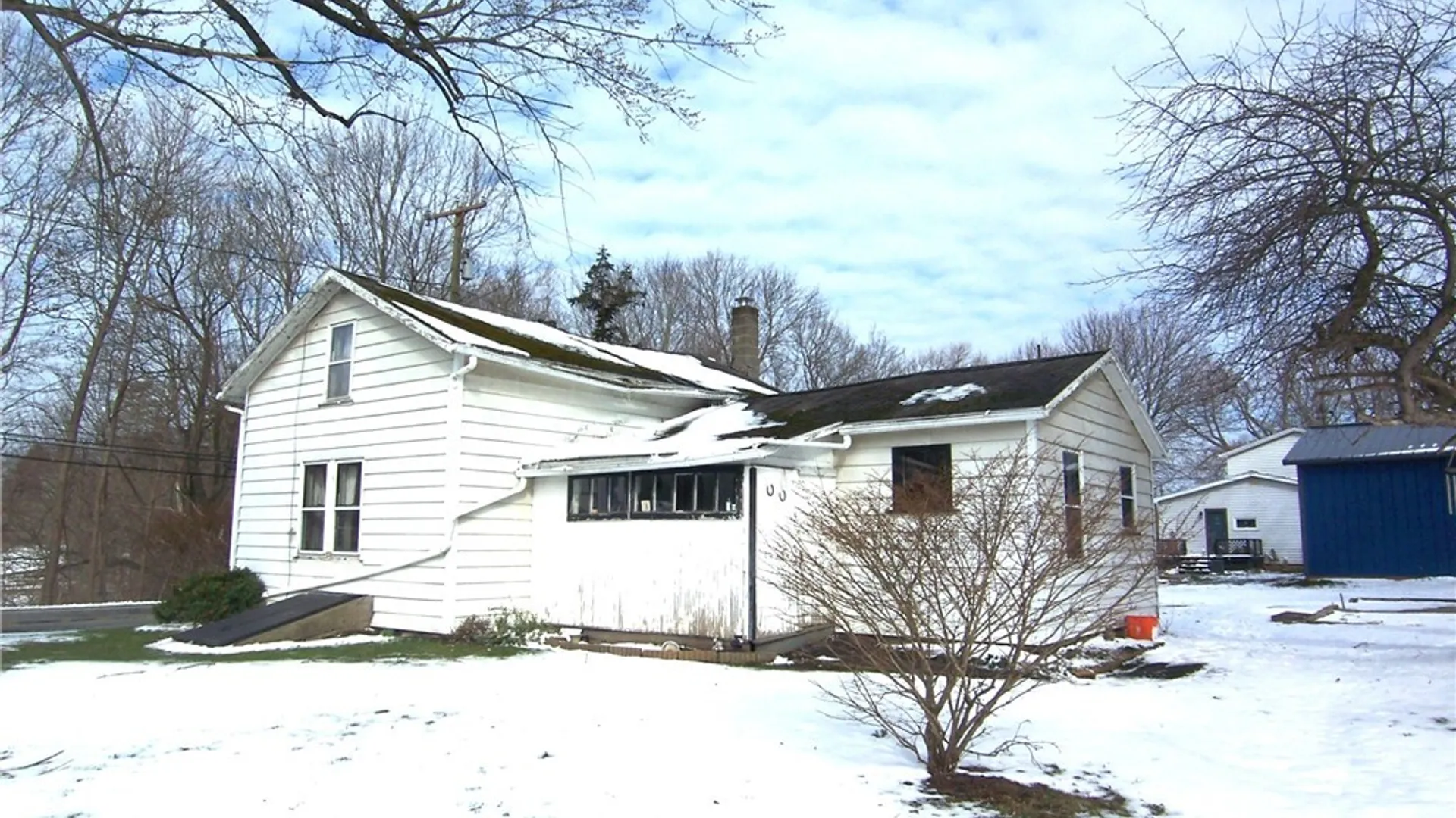 Property at 8451 Indian Falls Road, Pembroke, NY 14036 3