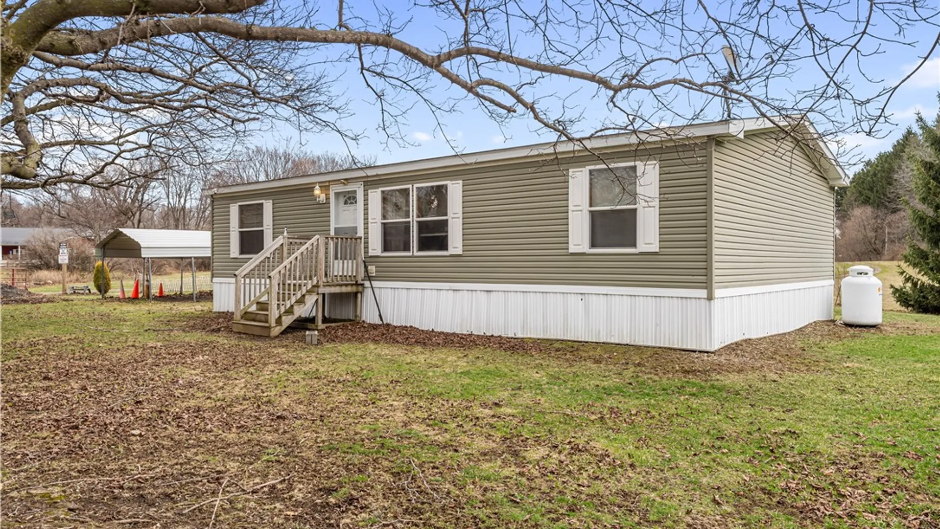 Property at 11860 2nd Avenue Extension, Wayland, NY 14572 2