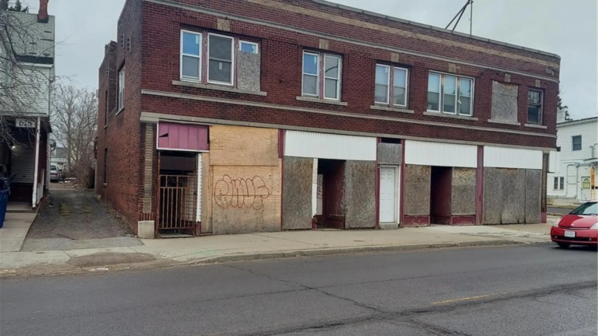 Property at 630 Walden Avenue, Buffalo, NY 14211 23