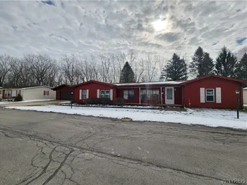 Property at 46 Parkside Circle, Cheektowaga, NY 14227