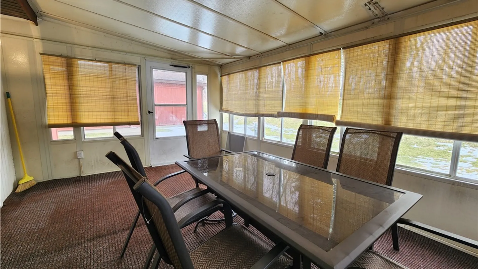 Property at 46 Parkside Circle, Cheektowaga, NY 14227 28