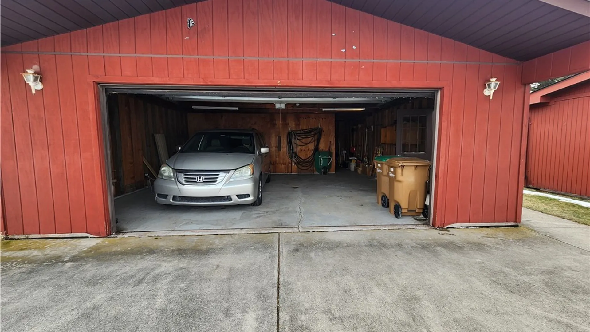 Property at 46 Parkside Circle, Cheektowaga, NY 14227 33